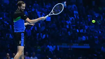 Итоговый турнир ATP: Даниил Медведев стал первым полуфиналистом. Результаты и видеообзоры матчей 