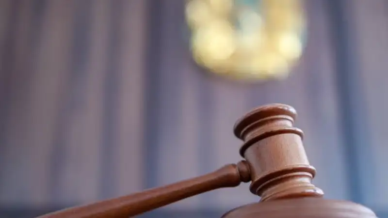 Суд Уральска рассмотрел жалобу многодетной матери, осужденной за убийство 
