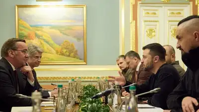 События в Украине: США вновь ввели санкции , министр обороны Германии прибыл в Киев 
