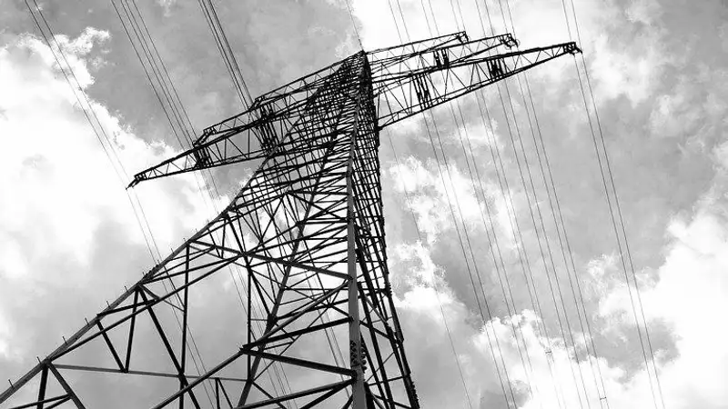 После урагана: почти 60 сел остаются без света в СКО