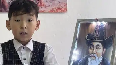 Казахстанский школьник вернул голос Тауке хану