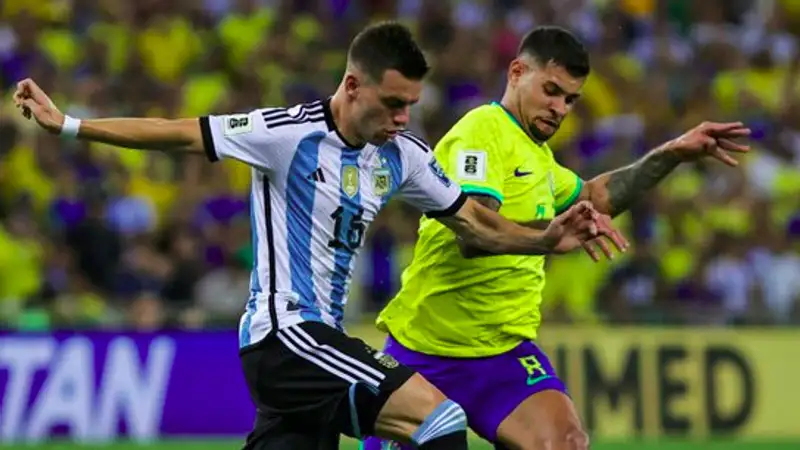 Бразилия-Аргентина: фанаты подрались до матча, Месси и Родригу сцепились во время игры 