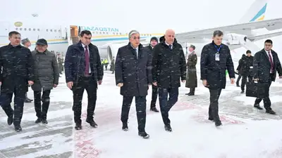 Касым-Жомарт Токаев прибыл в Минск, фото - Новости Zakon.kz от 23.11.2023 14:43