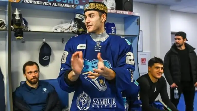 О чем говорили в победной раздевалке "Барыса" после матча КХЛ с "Нефтехимиком"