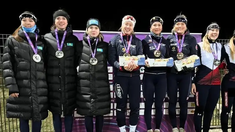 Казахстанцы удачно выступили на юниорском Кубке мира по конькобежному спорту