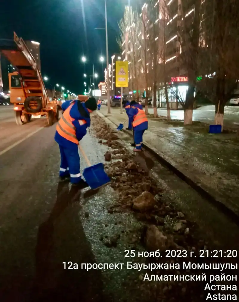 Уборка снега в Астане озадачила Казнет, фото - Новости Zakon.kz от 27.11.2023 14:59