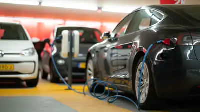 Зарядка электромобилей в паркингах: МЧС Казахстана сделало заявление