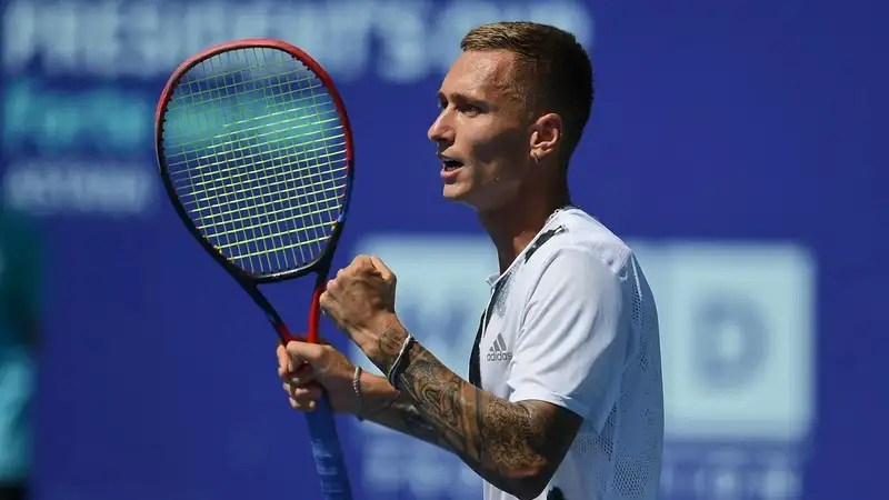 Денис Евсеев успешно стартовал на "Челленджере" в Португалии