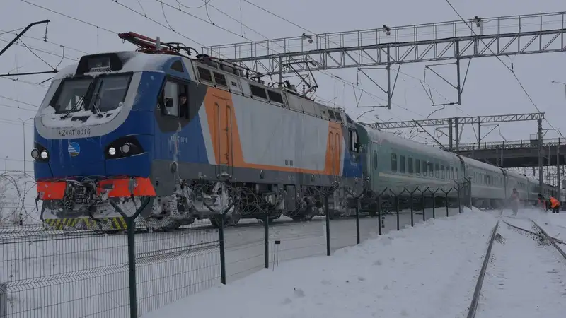 В Казахстане на декабрьские праздники запустят дополнительные поезда 