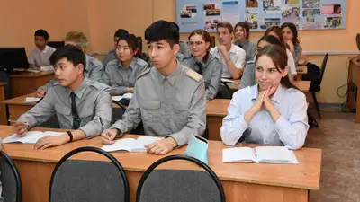 В Казахстане утвердили Концепцию военно-патриотического воспитания до 2030 года