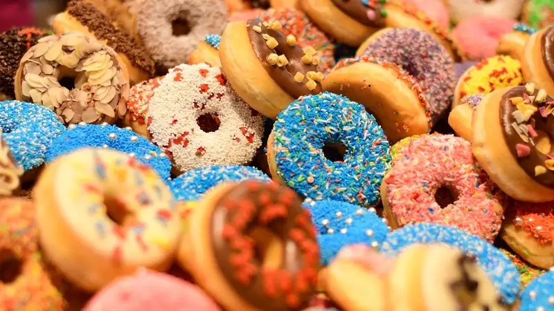 10 тысяч пончиков украла жительница Австралии, фото - Новости Zakon.kz от 30.11.2023 21:49