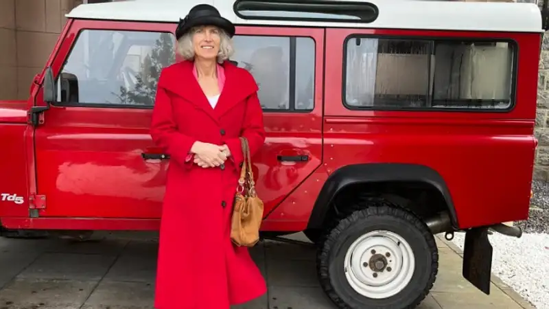 Трижды сменившая пол британка пожаловалась на гомофобию