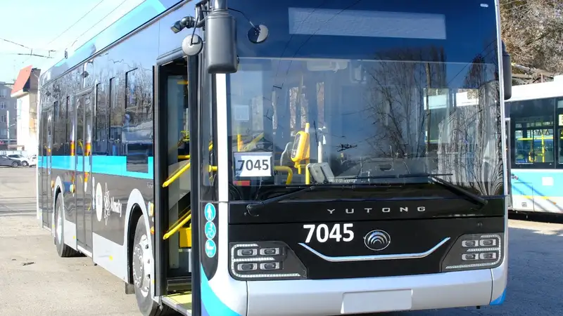 Еще 17 новых троллейбусов запустили на маршруты в Алматы