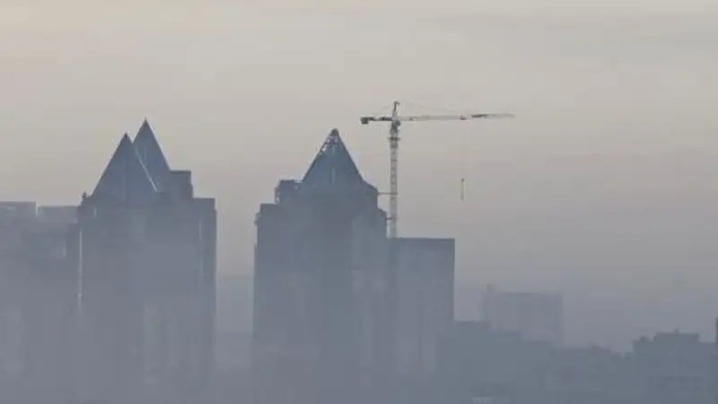 В двух мегаполисах ожидается повышенное загрязнение воздуха , фото - Новости Zakon.kz от 02.12.2023 08:41