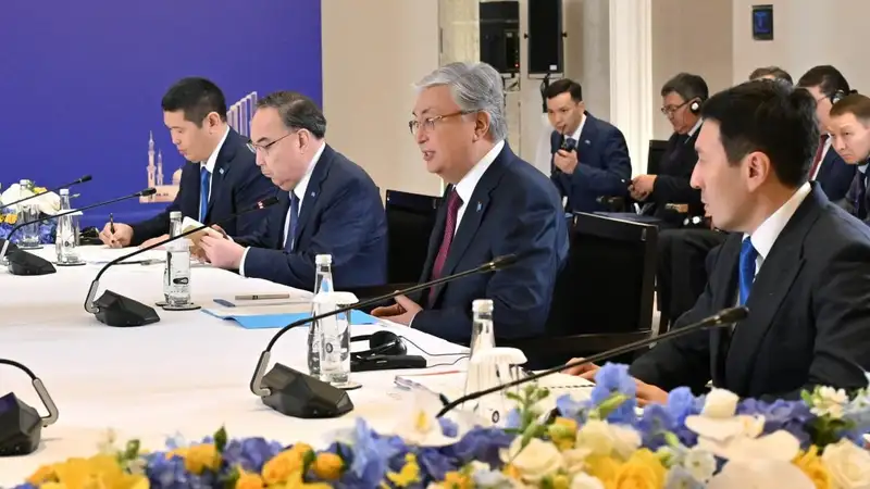 Казахстан и Эмираты будут сотрудничать в области низкоуглеродной экономики, фото - Новости Zakon.kz от 02.12.2023 14:36