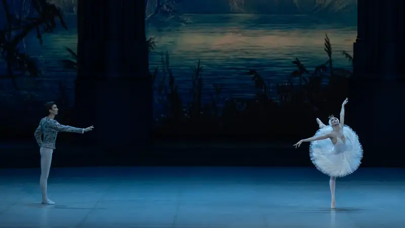 Казахстан театр Астана опера балет спектаклю Лебединое озеро, фото - Новости Zakon.kz от 05.12.2023 08:00