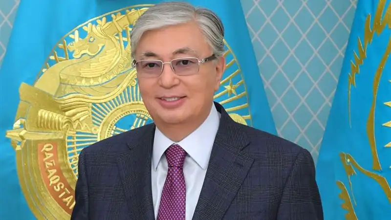 Токаев поздравил казахстанских волонтеров