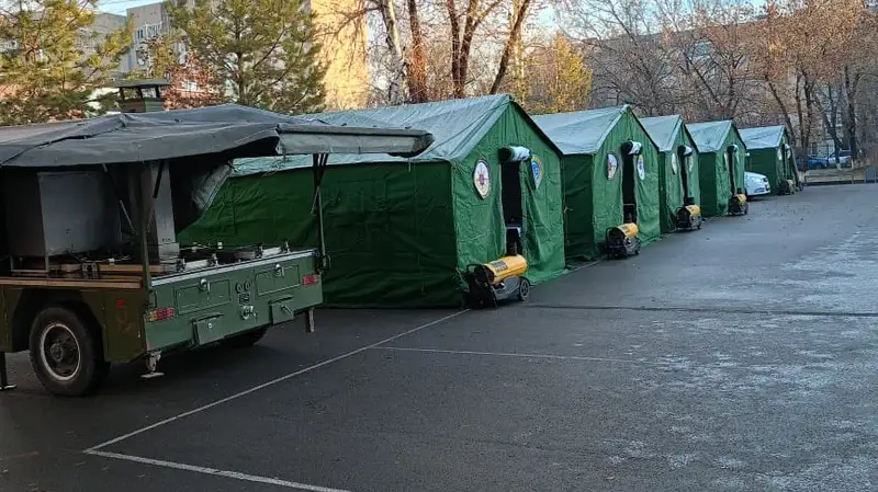 Служба спасения 109, палатки, спасатели, фото - Новости Zakon.kz от 08.12.2023 10:00