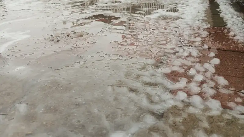 Погода в регионах, гололед