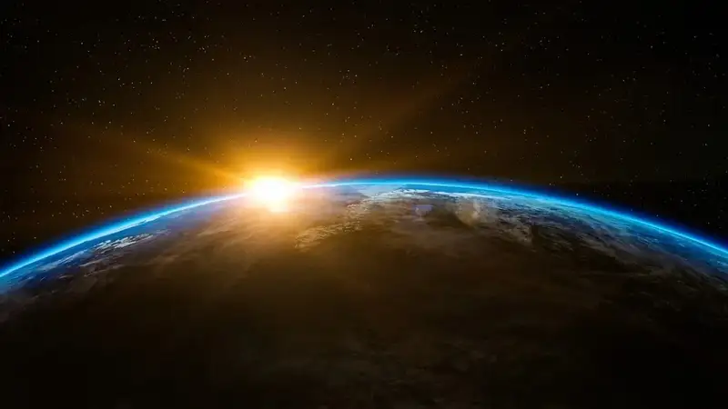 Иран успешно запустил в космос биокапсулу