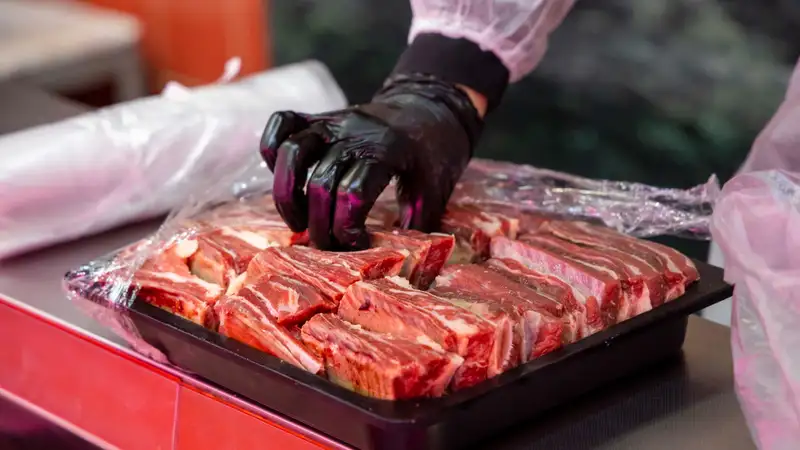 Казахстан будет экспортировать замороженное мясо в Иран, фото - Новости Zakon.kz от 07.12.2023 09:45