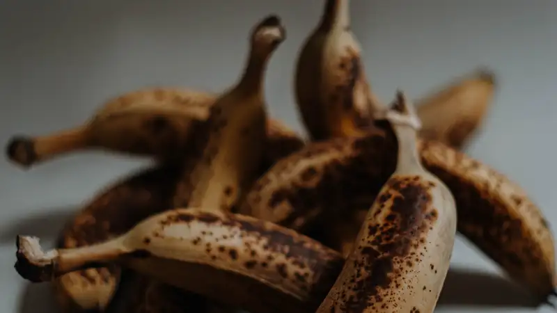 В Казнете обсуждают новый смертельный вирус, содержащийся в бананах