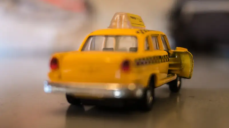Когда таксисты без ИП смогут официально работать в Казахстане 
