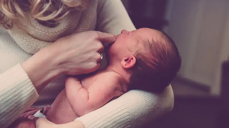 Появиться на свет трем малышам помогли полицейские Атырауской области