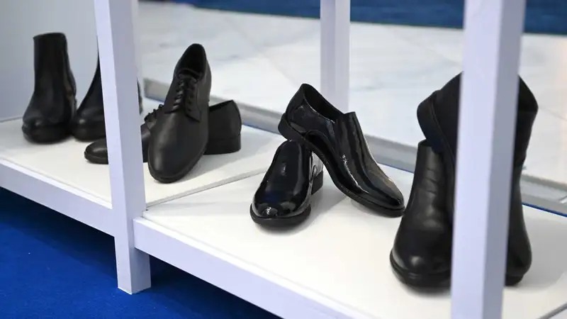 Токаев рассказал, в какой обуви спасается от 30-градусных морозов в Астане