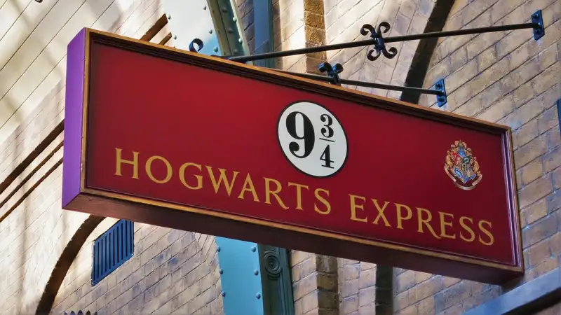 Первое издание "Гарри Поттера" продали за 69 тысяч долларов