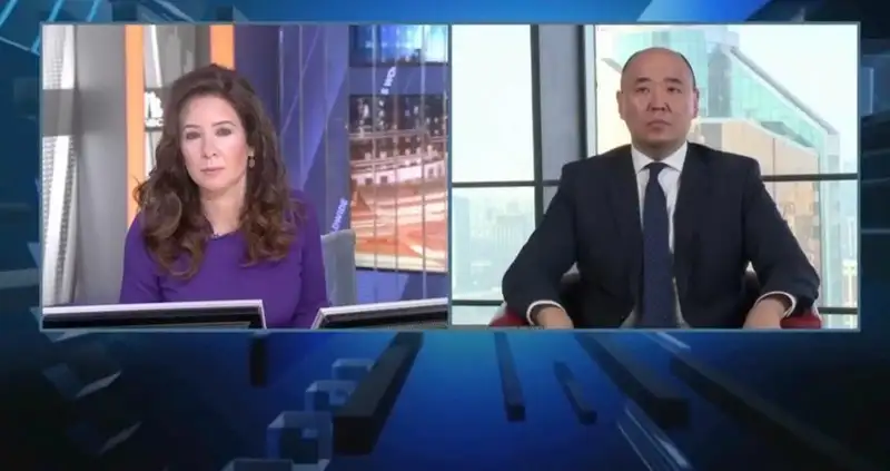 Министр промышленности и строительства дал интервью телеканалу CNBC