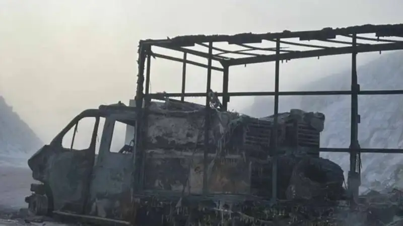 Грузовик с товаром на 30 млн тенге сгорел на перевале Кордай в Жамбылской области
