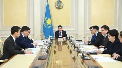 128 казахстанцев претендуют на одно место в Президентский молодежный кадровый резерв