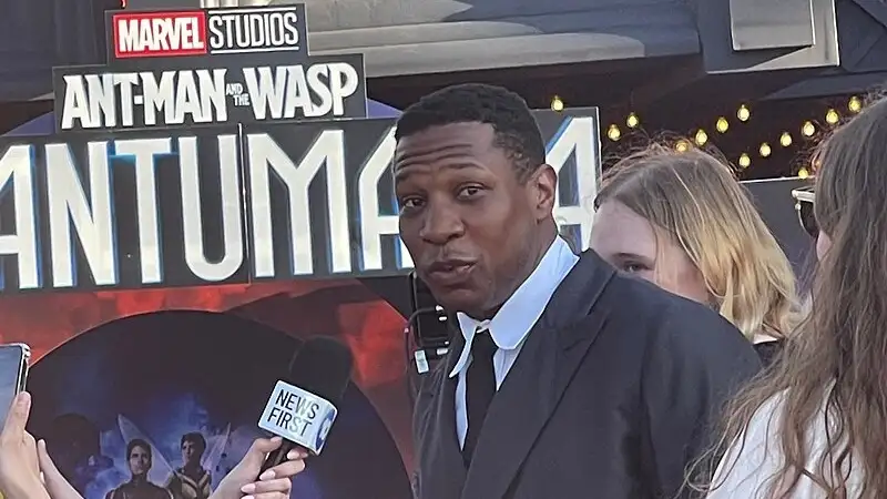 Звезду фильмов Marvel осудили и "отменили"