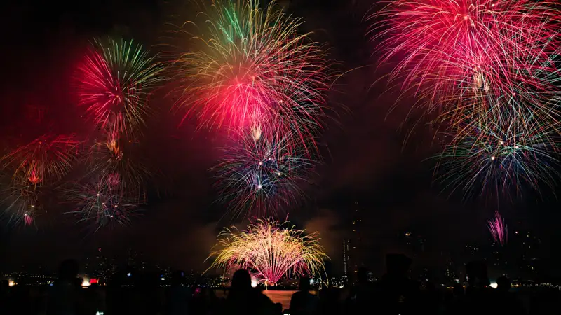 Алматинцам напомнили о мерах безопасности в новогодние праздники