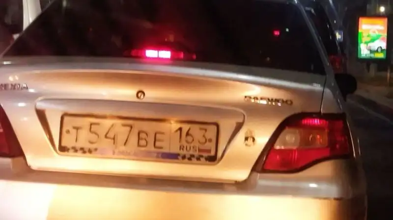 Казахстанцы смогут зарегистрировать авто с иностранными номерами до конца года