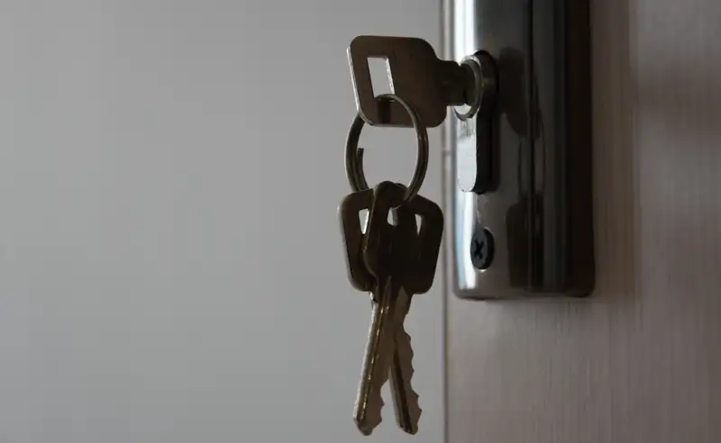 выдача ключей на квартиру, фото - Новости Zakon.kz от 23.12.2023 16:53