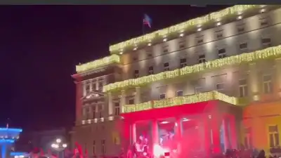 В Сербии идут столкновения: митингующие штурмуют здание администрации Белграда, фото - Новости Zakon.kz от 25.12.2023 02:33