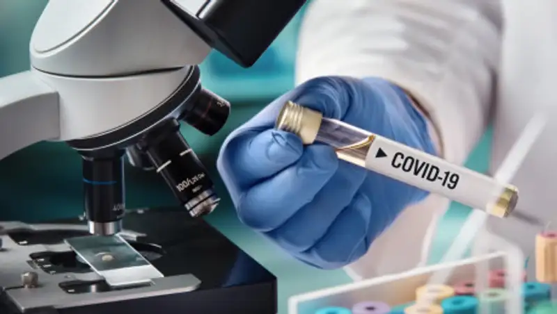 Количество зараженных коронавирусом в Казахстане перевалило за 900