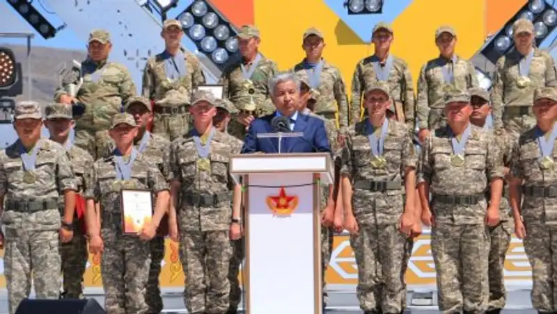 Министр обороны РК вручил награды победителям Армейских международных игр-2016