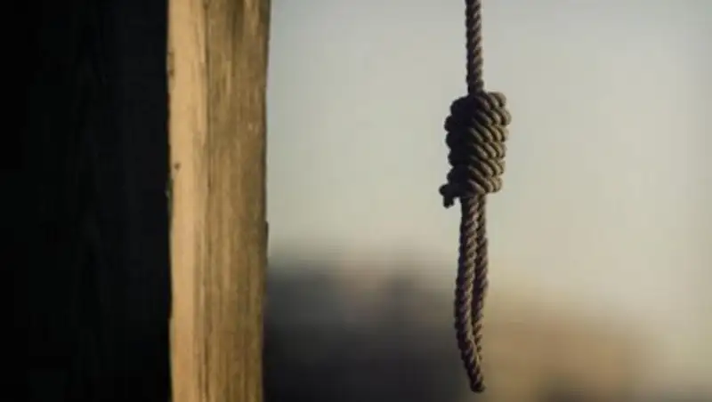 Заслуженный педагог Актюбинской области повесился в сарае