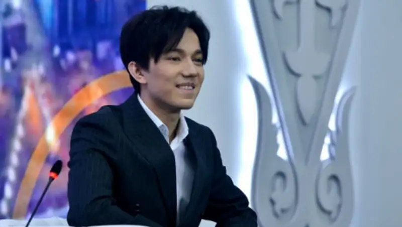 Димаш поздравил казахстанцев с Днем независимости