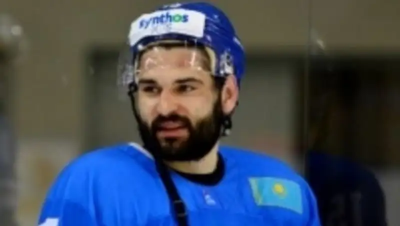 Нападающий сборной Казахстана по хоккею Максим Худяков: «Гордимся своей командой»  