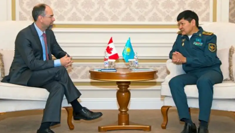 Заместитель Министра обороны РК провел встречу с Послом Канады в РК