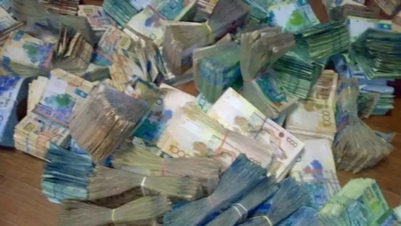 Застройщик в Астане обвиняется в краже 222,5 млн тенге дольщиков