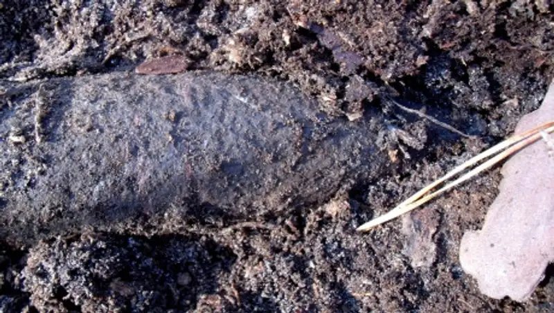 Артиллерийский снаряд обнаружен в Западном Казахстане