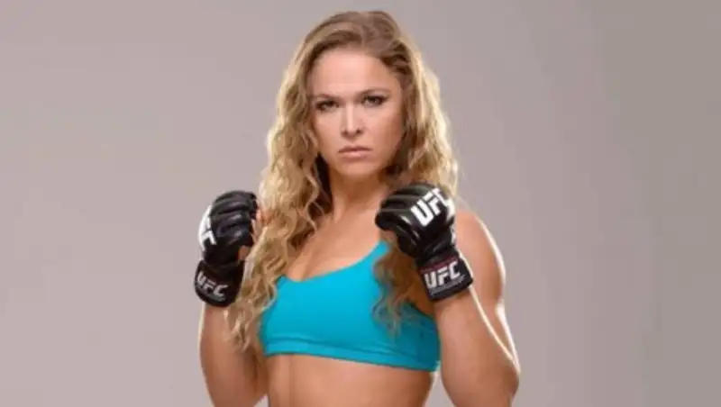 Ронда Роузи объявила о завершении карьеры