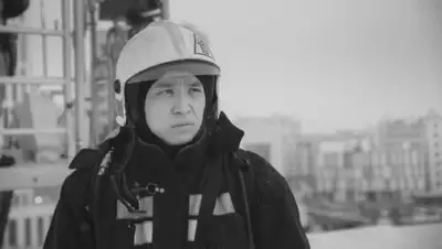 МЧС опубликовал видео памяти погибшего пожарного, фото - Новости Zakon.kz от 21.11.2022 09:02