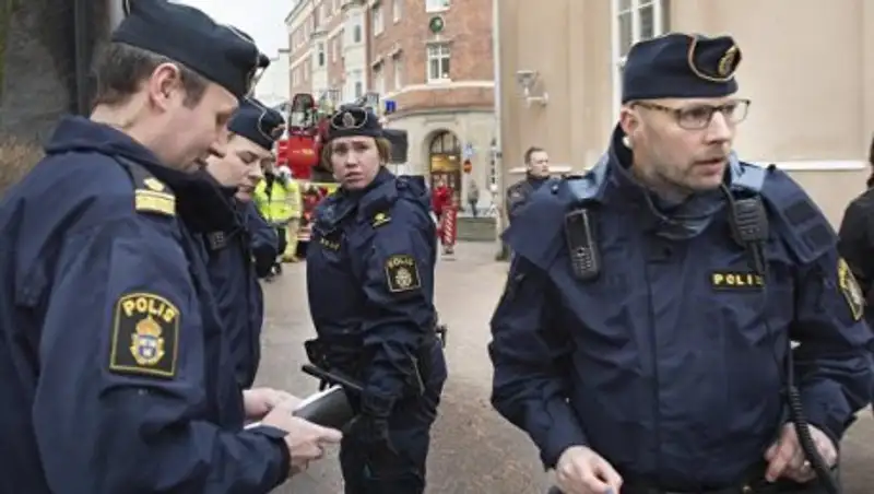 Полиция усилит патрули в шведском Тролльхеттане из-за беспорядков на улицах