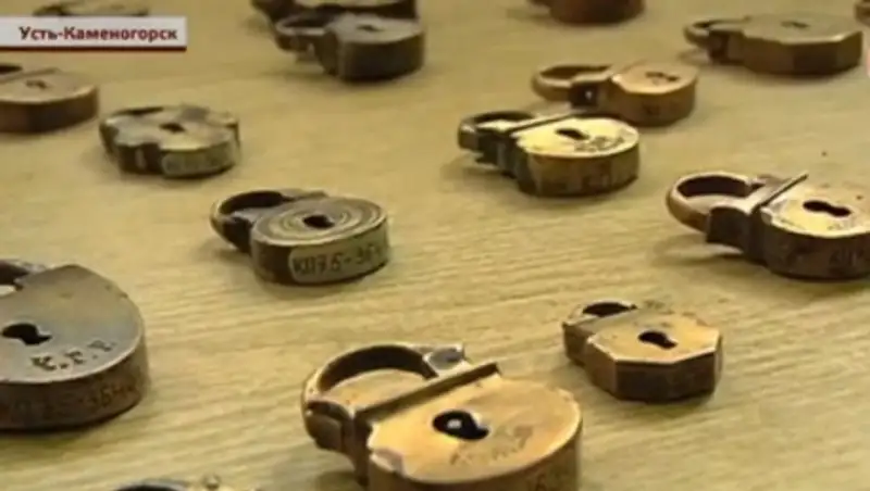 Редкая коллекция замков времен царской России передана в дар музею